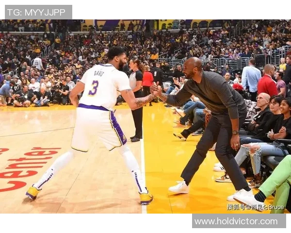 湖人对决热火总决赛G4精彩回顾第四节激战瞬间全景解析 湖人对决热火总决赛G4精彩回顾第四节激战瞬间全景解析